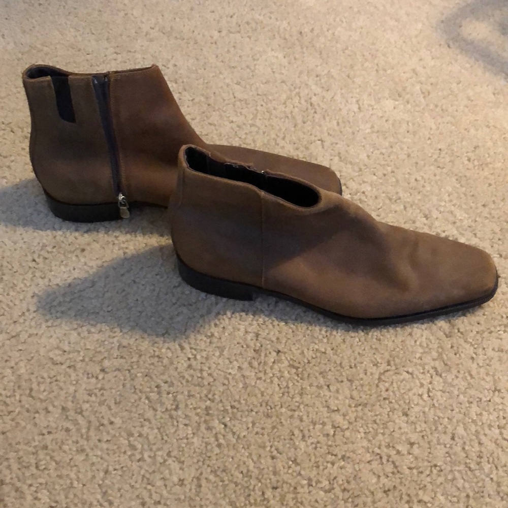 Men’s 10.5 Donald J Pliner Brown Boots